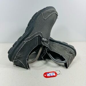 Cushe Slip-On Men's 8 Gray Canvas Casual Shoe Lightweight Comfort Style